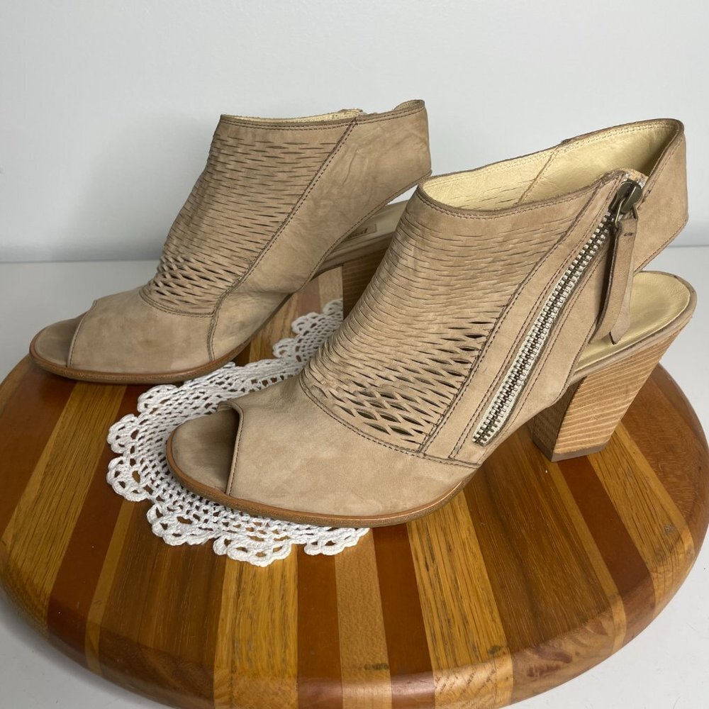 Paul Green Tan Beige Suede Leather Peep Toe Ankle Booties 6.5 Side Zipper Heeled
